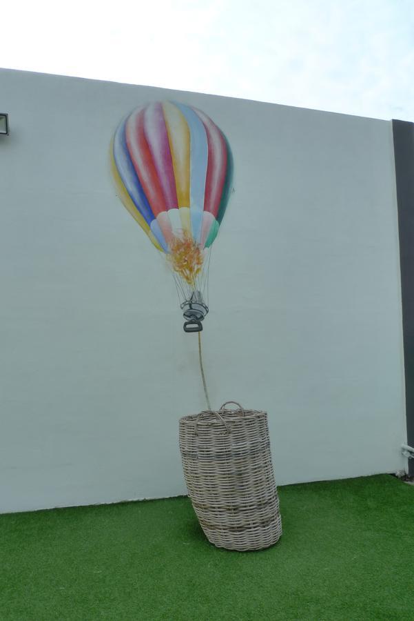 A+ Boutique Hotel Sekinchan Exterior photo